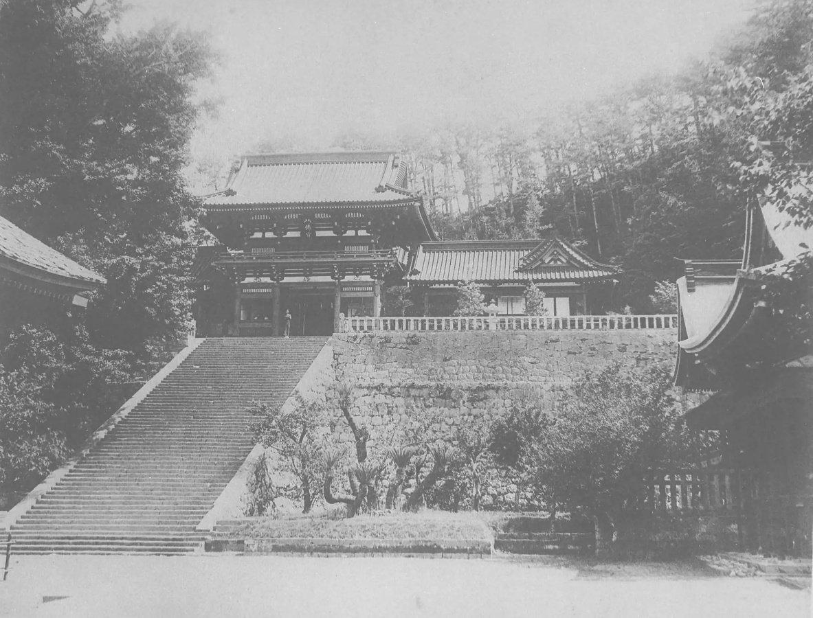 『日本名勝写真図譜略説』の「鎌倉八幡宮」｜鎌・くらんぽ（クランポック制作）